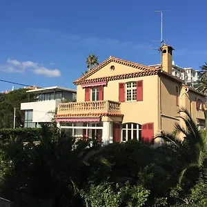 Bed & Breakfast Tricia, Cannes